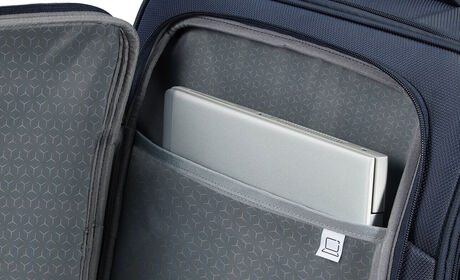 Fronttasche mit Laptopfach