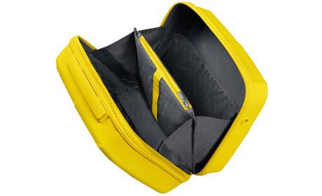 Komplett ausgestatteter Innenraum