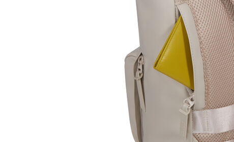 Verstecktes Rückenfach