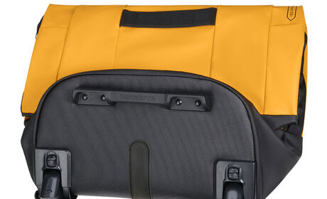 Foldable luggage