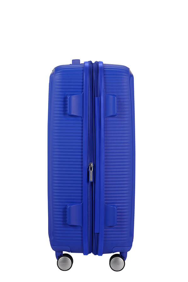 American Tourister SoundBox Spinner Expandable 67cm  Cobalt Blue American Tourister SoundBox Spinner Expandable 67cm  Cobalt Blue