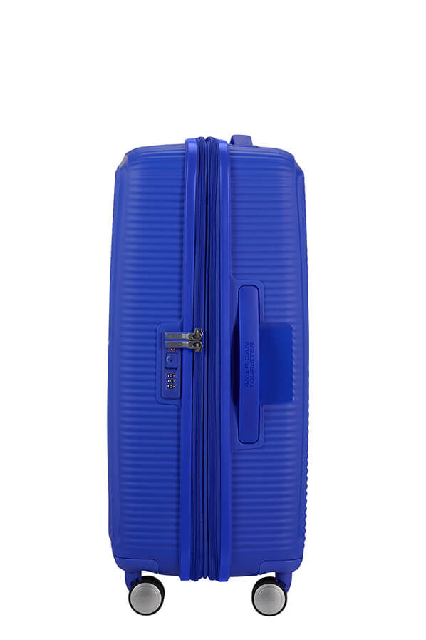 American Tourister SoundBox Spinner Expandable 67cm  Cobalt Blue American Tourister SoundBox Spinner Expandable 67cm  Cobalt Blue