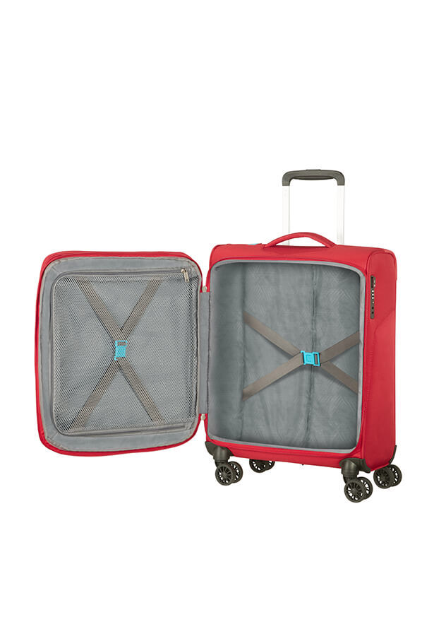 American Tourister Summerfunk Spinner Exp TSA 55cm  Red American Tourister Summerfunk Spinner Exp TSA 55cm  Red