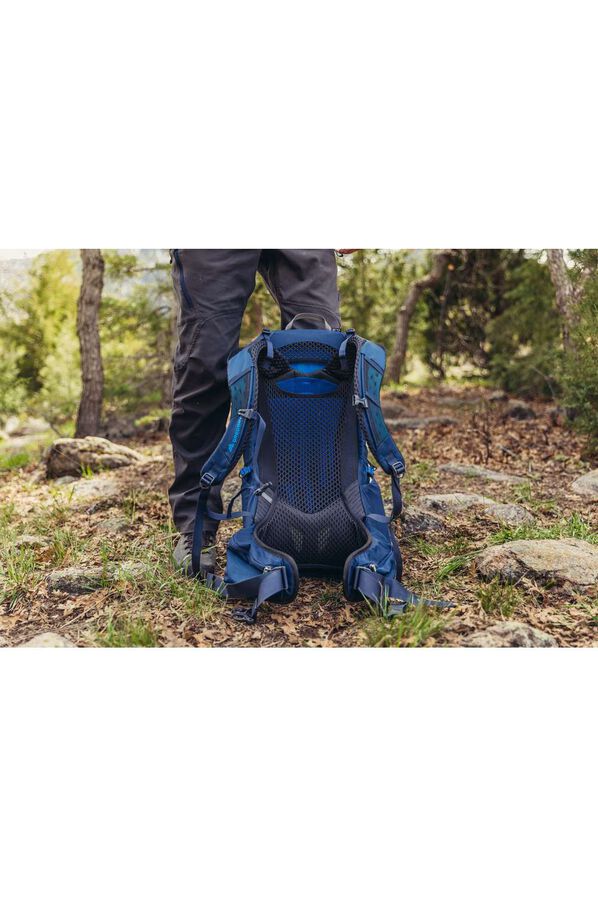 Gregory Zulu 30 S/M  Volcanic Black Gregory Zulu 30 S/M  Volcanic Black