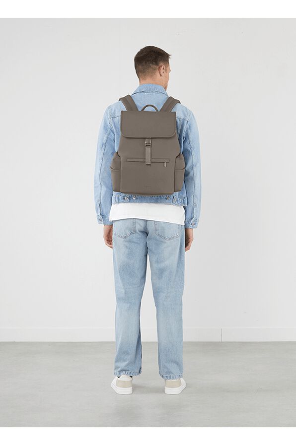 Lipault Lost In Berlin Cargo Backpack 2.0  Ash Stone Lipault Lost In Berlin Cargo Backpack 2.0  Ash Stone