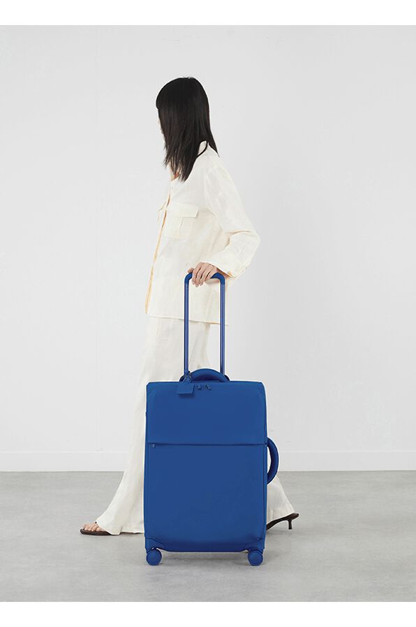 Lipault Lost In Berlin Medium Trip 2.0 63cm  Blue Me Away Lipault Lost In Berlin Medium Trip 2.0 63cm  Blue Me Away