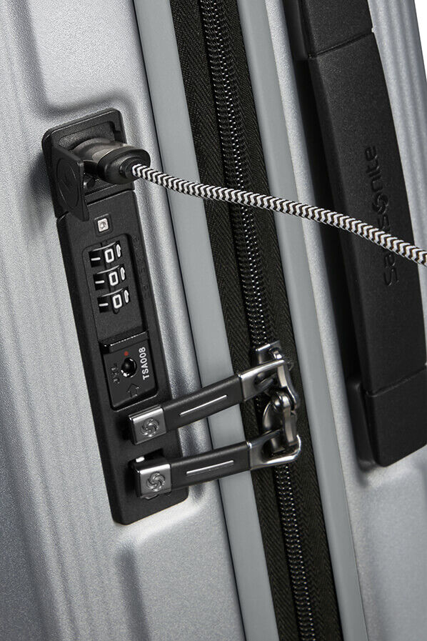 Samsonite Nuon Spinner Expandable 55cm  Matt Silver Samsonite Nuon Spinner Expandable 55cm  Matt Silver