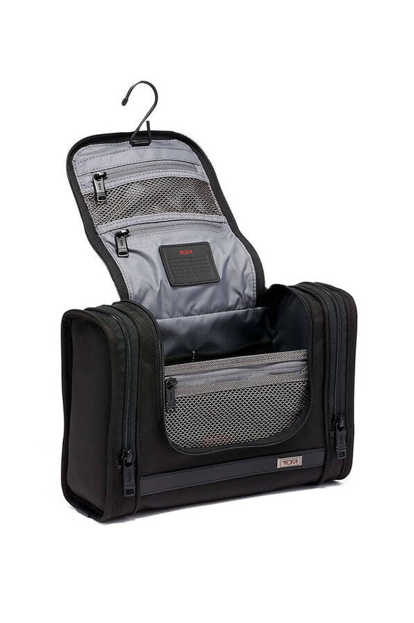 TUMI Alpha 3 HANGING TRAVEL KIT Black TUMI Alpha 3 HANGING TRAVEL KIT Black