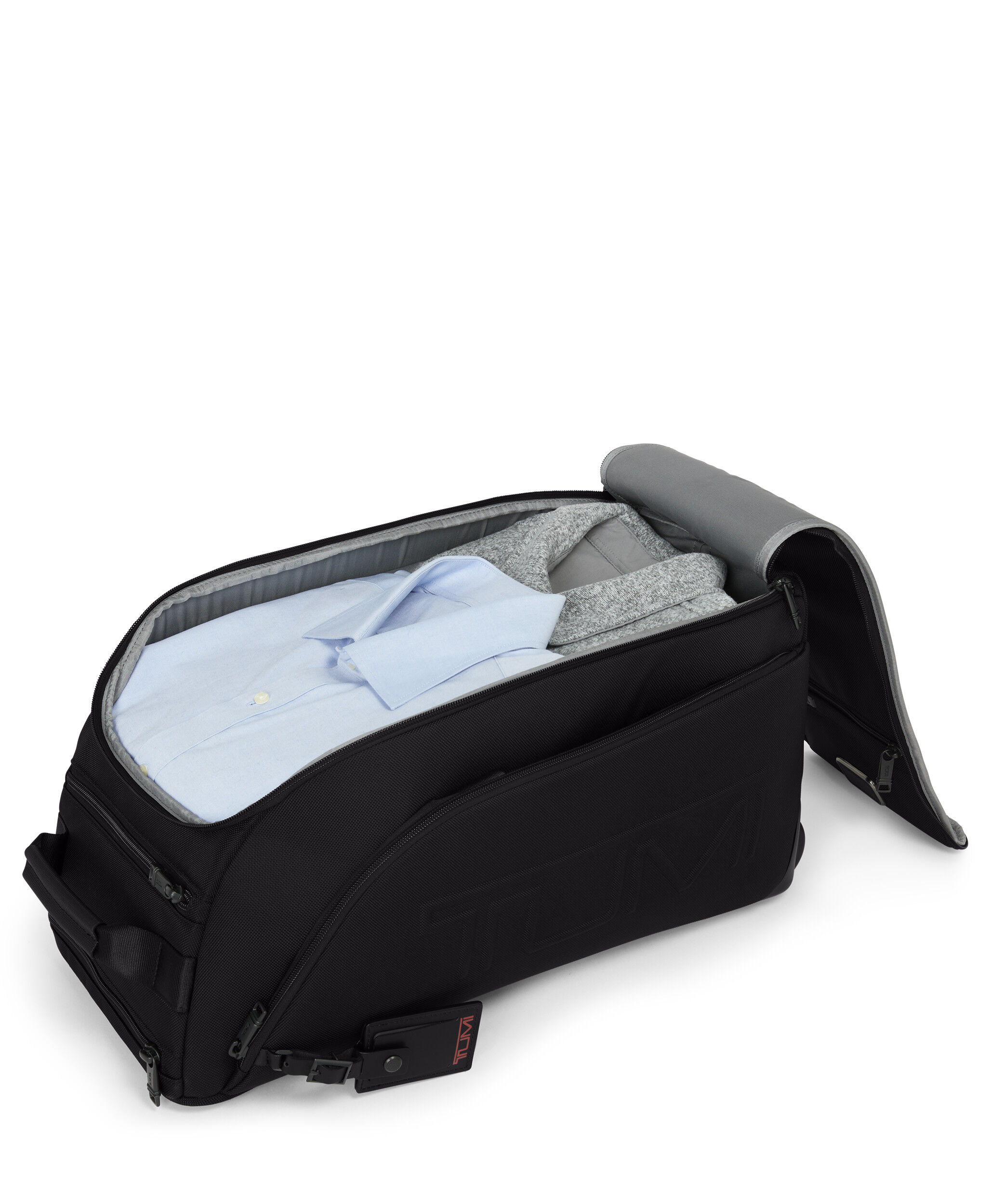 Alpha Duffle with wheels