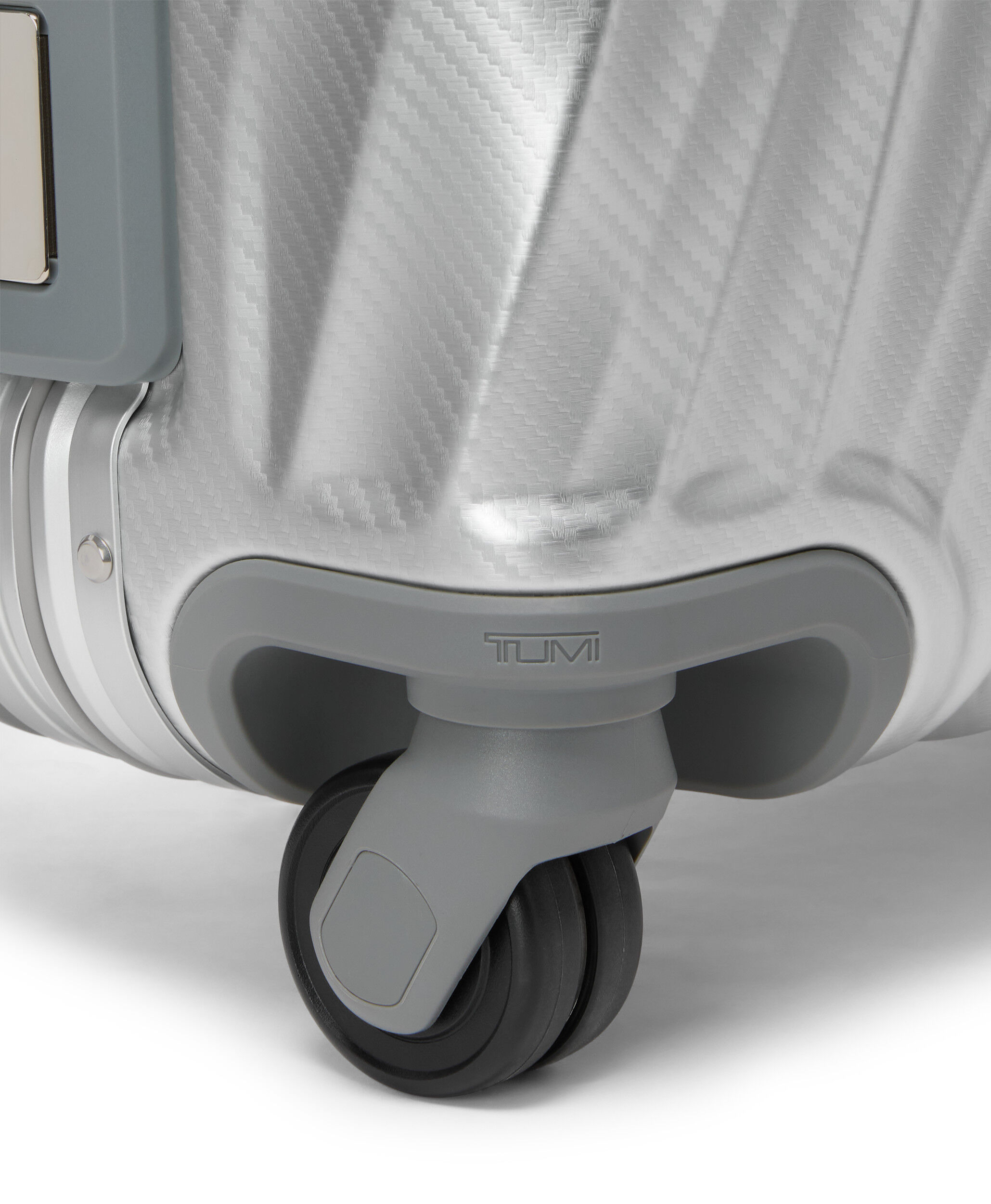 19 Degree Aluminium Spinner (4 wheels) 56 cm - Cont.