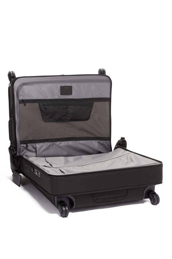 TUMI Alpha 3 EXT TRIP 4 WHL GMT BAG Black TUMI Alpha 3 EXT TRIP 4 WHL GMT BAG Black